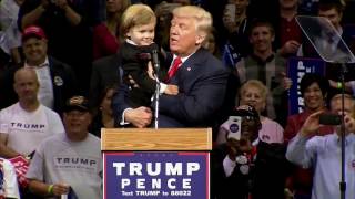 Parents Or Donald Trump? Little Kid At Trump Rally Chooses To Stay With Trump - 