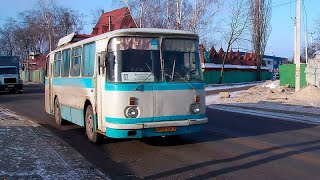 В России запретят старые грузовики и автобусы.