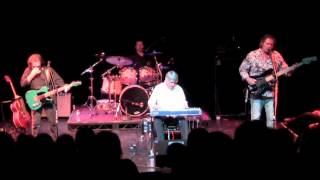Watch Pure Prairie League Harvest video