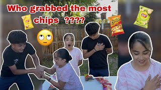 Amy Vs. Isaaih Who Is Fastest At Grabbing The Chips ???