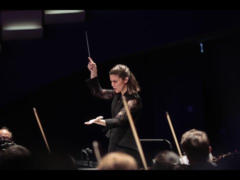 Thumbnail of Chloé Dufresne conducts Orchestre National de Lyon