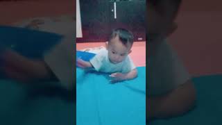 Kerjaan Pangeran di Kamar Abis Bangun Tidur, Bayi Imut, Cute and Funny Baby