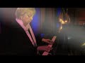 ビージー・アデール - 上を向いて歩こう / Beegie Adair - Sukiyaki