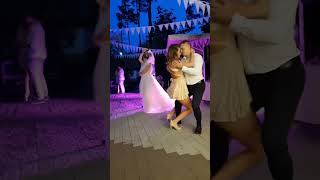 Gece Gece Şarkısıyla Dance