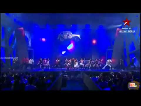 ShahRukh Khan dances on Criminal at RaOne music launch - HD