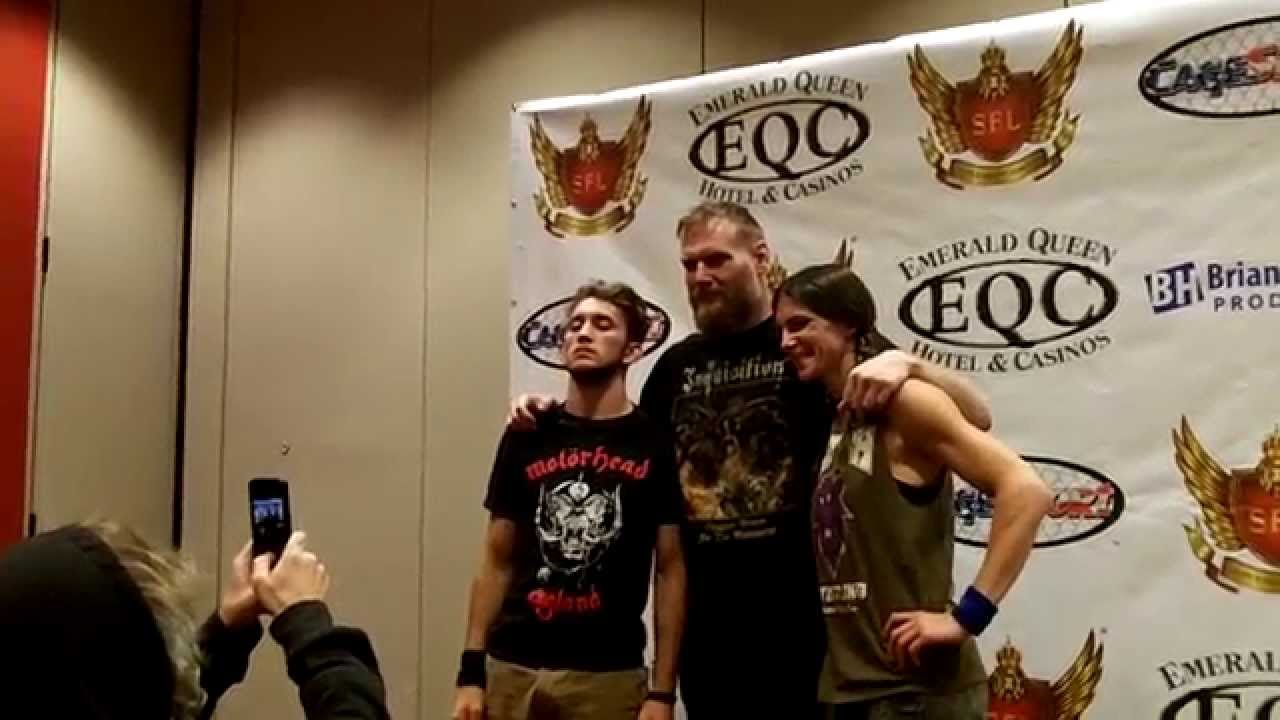 Emerald queen casino mma fights