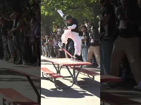 NOW THIS IS HOW YOU FRONT NOSE BLUNT WITH STYLE AND PERFECTION #SHORTS