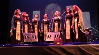 A capella Joni Mitchell song!