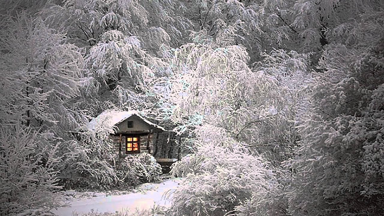 Заснеженный домик