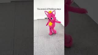 Pinkfong's Footstep Be Like.... #Shorts #Pinkfong