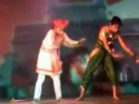 akki dance on song gondhal