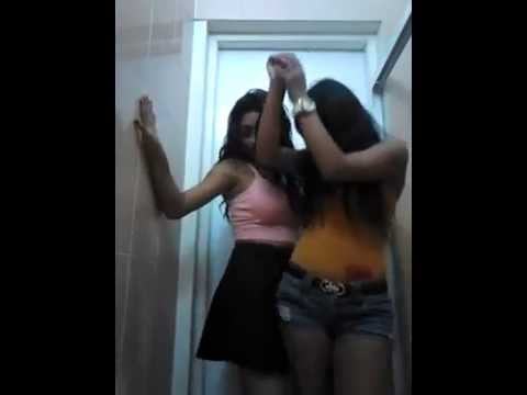 mamis perreando mamis perreando