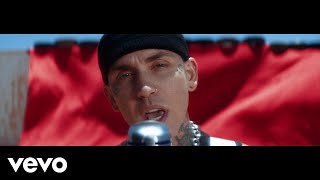 Watch Blackbear The Idea video