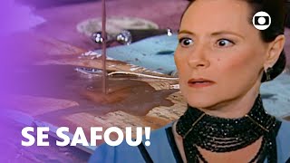 Jezebel Sabota Livros Da Fábrica E Deixa Ludovico Furioso Chocolate Com Pimenta Tv Globo