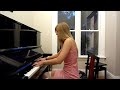 Lara plays some Spice Girls songs :)