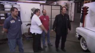 Dan Aykroyd Visits Restored Ecto-1 (Ghostbusters Blu-ray)