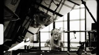 Watch Donna Lewis Fools Paradise video