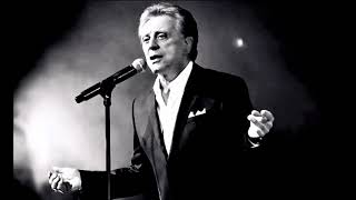 Watch Frankie Valli What A Wonderful World video