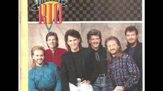 Watch Diamond Rio Pick Me Up video