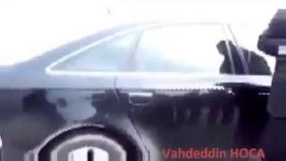 Muhsin Yazıcıoğlu Arabada Namaz Dan Sonra Iniyor