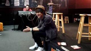 Watch Mitchel Musso Cheese Jerky Rap video