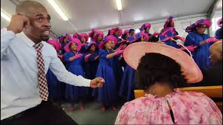 Nizintsana.... Mthuthuzeli Priest Khovana Choir. Conducted By. Bro. Vanqa