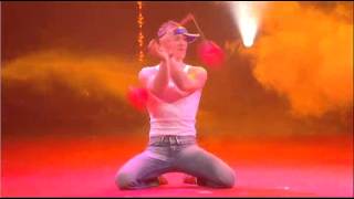 32 Festival Cirque de Demain (Paris, France) - Mister Wow - žonglování, diablo
