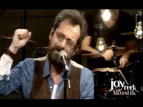 Feridun Düzağaç - Tek Başına (JoyTurk Akustik) Feridun Düzağaç - Tek Başına (JoyTurk Akustik) klip izle
