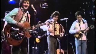 Watch Ronnie Lane Ooh La La video