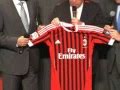 Maglia Milan 2011-2012 by adidas: la presentazione con Seedorf, Van Bommel e Ant