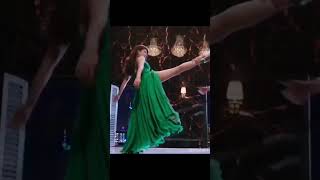 Jacqueline Fernandez Is Looking So Gorgeous While Dancing With Mr. Hritik Roshan Looks Fab