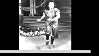 Watch Ethel Merman Doin What Comes Naturally video