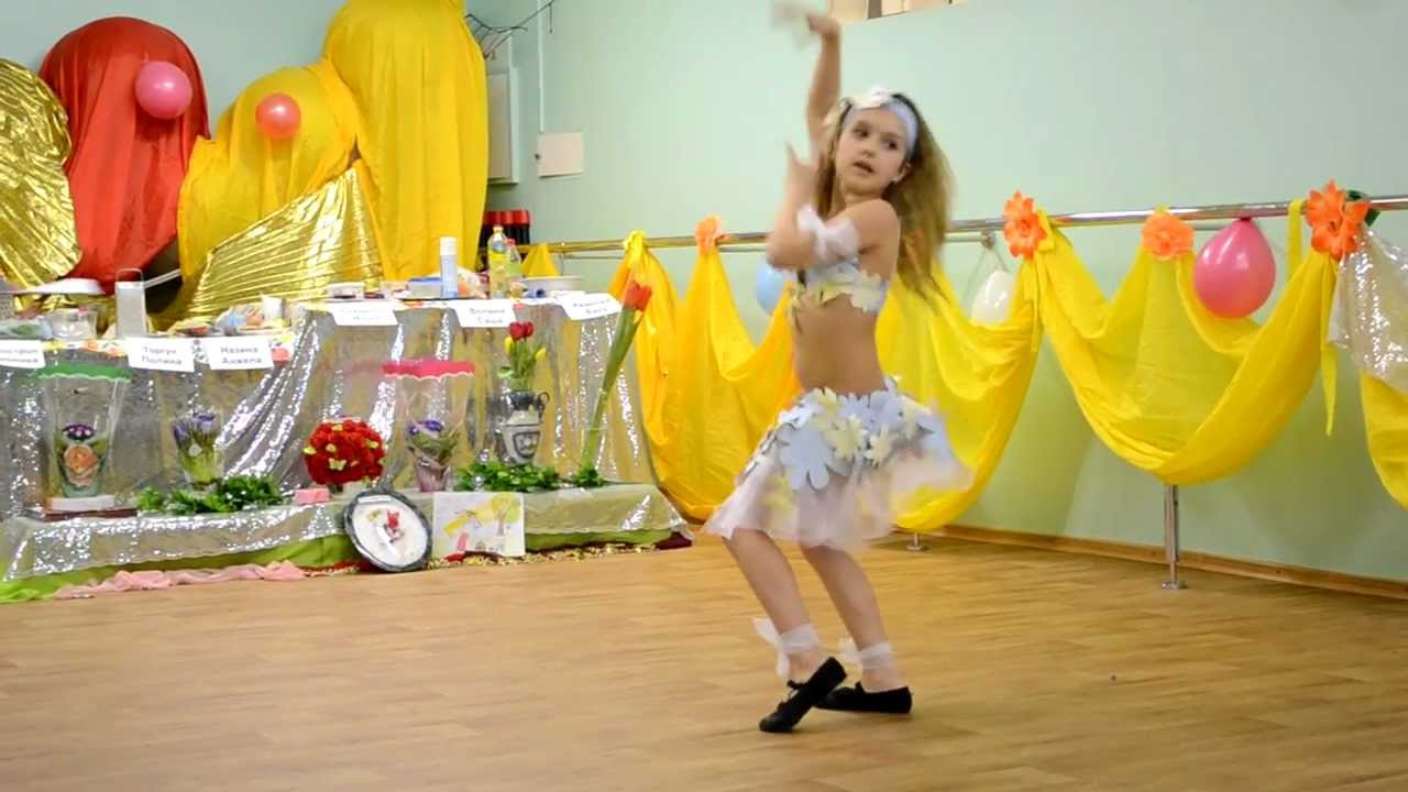 Танец на конкурс для девочки Танец на конкурс для девочки