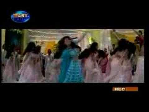 khulay aasman ke neeche