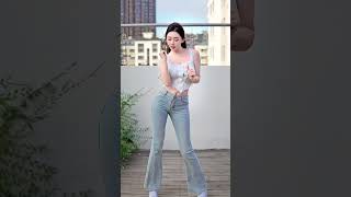 Dance Cover Beautiful Chinese Girl Perform The Latest Dance Trend