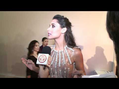 Amelia Vega en la alfombra roja del Miss Universo 2011