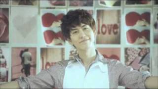Watch Kyuhyun Smile video