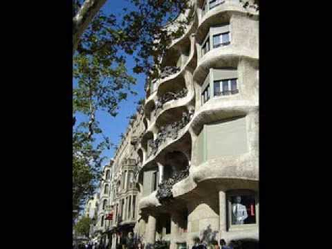 Casa Mila (La Pedrera) - Antoni Gaudi, Barcelona, Spain