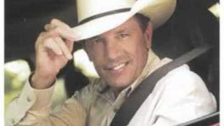 Watch George Strait King Of The Mountain video