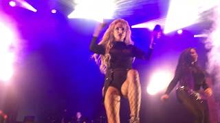 Watch Butcher Babies Magnolia Blvd video