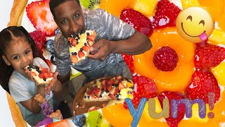 How to make a fruit pizza ( daughter and dad ) #howto #pizza #youtubekids #funtime