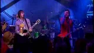 Watch Pat McGee Band Runaway video