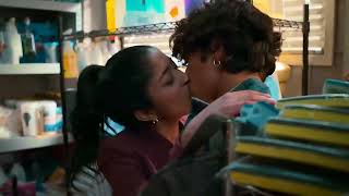 Devi And Ethan Kissing Scenes Never Have I Ever Maitreyi Ramakrishnan Michael Cimino