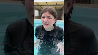 Quando Faz Xixi Na Piscina