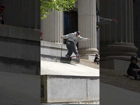 TJ Rogers going big in the big apple. 🍎 #RedBullDropInTour NYC 🗽