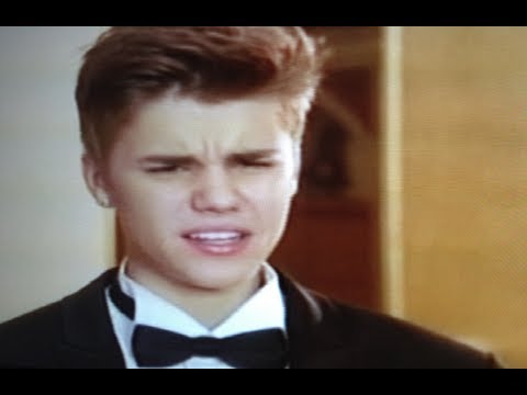 Justin Bieber guests in SNL's 100th Digital short to suck his own dick