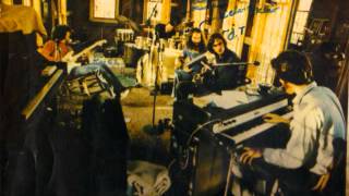 Watch James Taylor New Tune video