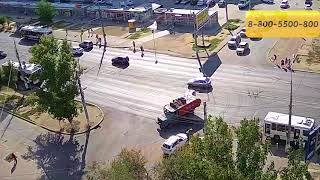Видео ДТП авария (г. Волгоград) ул. Мясникова - ул. Николая Отрады 23.08.2018 08:21 от Телеканал ВОЛЖСКИЙ ПЛЮС от POWERNET, улица Николая Отрады, Волгоград, Россия