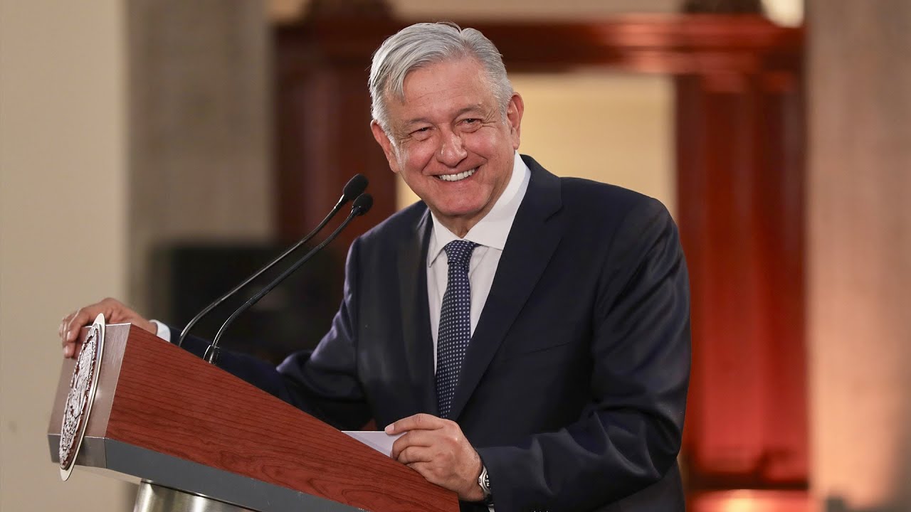 Avances en becas, creación de universidades y apoyos para madres trabajadoras. Conferencia AMLO