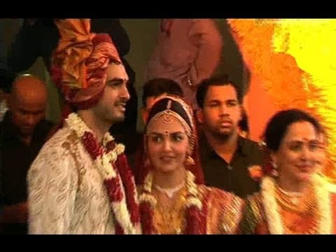 Sunny Deol Wedding Photo on Esha Deol Wedding Ceremony   Esha Weds Bharat   Exclusive Footage